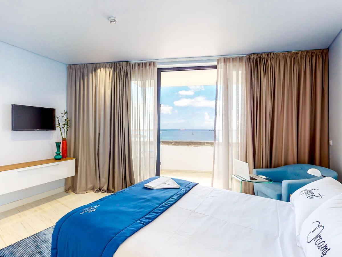 Facing Bay Hostel Praia da Vitória 외부 사진